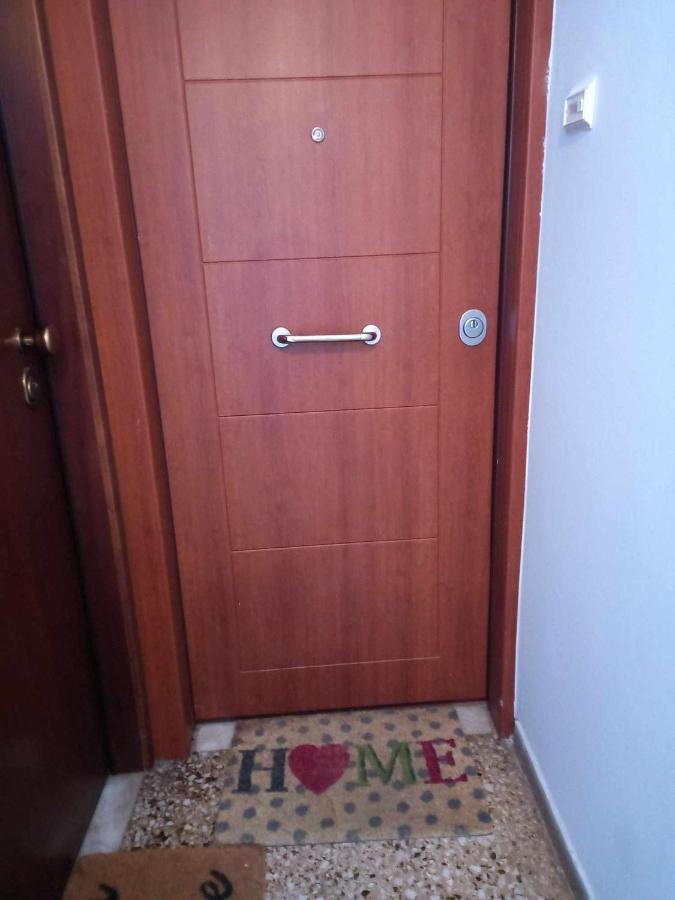Tiny Treasure Apartment Athén Kültér fotó